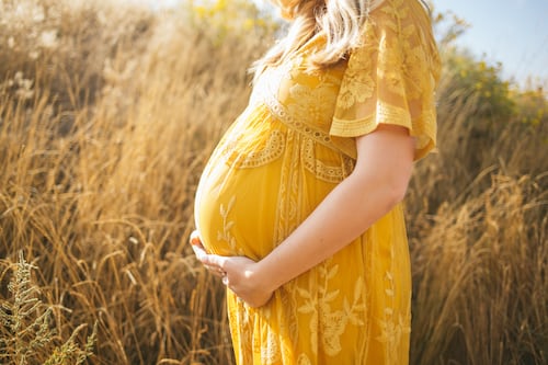 pregnancy photography ideas 14