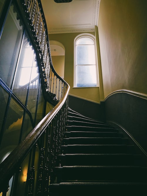 staircase photography ideas 9